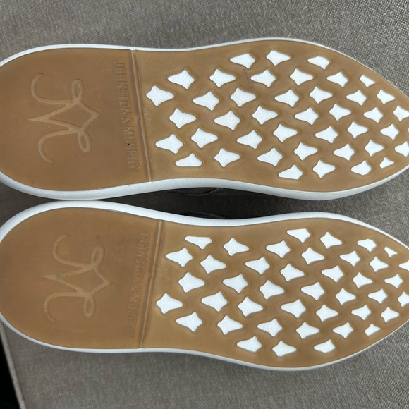 Johnston & Murphy Gold Metallic Suede Wedge Slip-on’s, Size 9 - Picture 6 of 9